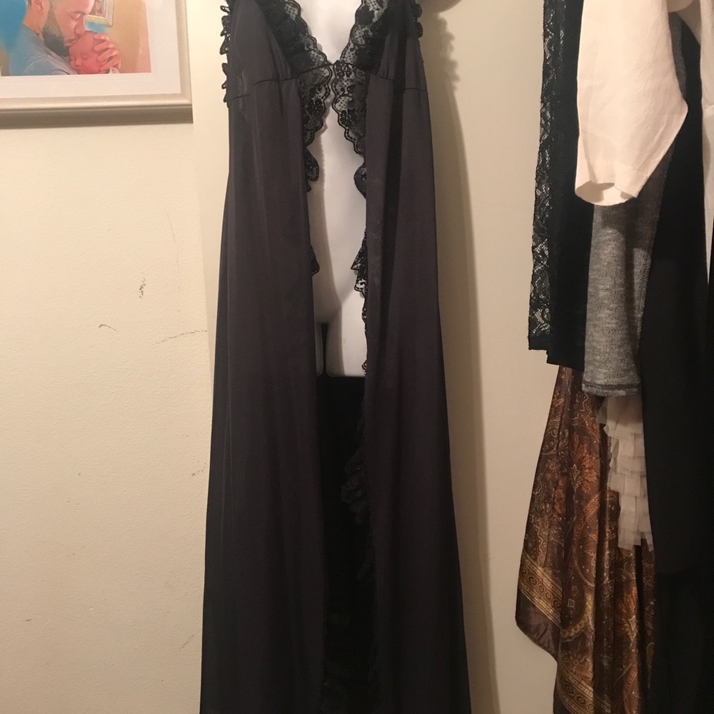 Vintage night gown
